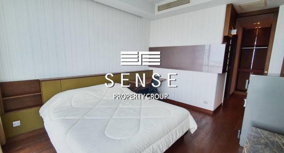For sale 2 bedrooms condo in Watthana, Bangkok
