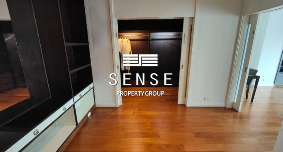 For rent 4 bedrooms condo in Pathum Wan, Bangkok