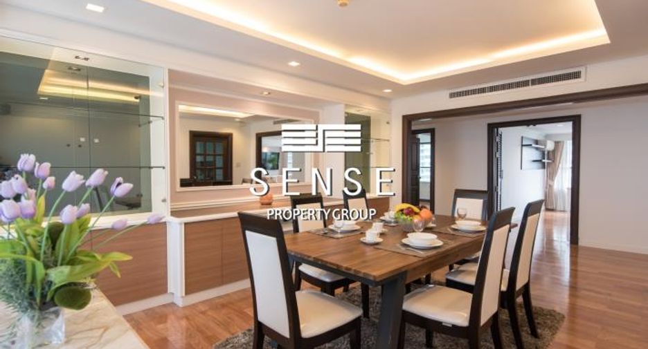 For rent 4 bedrooms condo in Khlong Toei, Bangkok