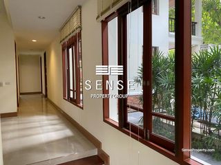 For rent 5 bedrooms house in Watthana, Bangkok