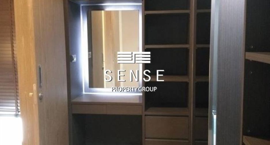 For rent 4 bedrooms condo in Watthana, Bangkok