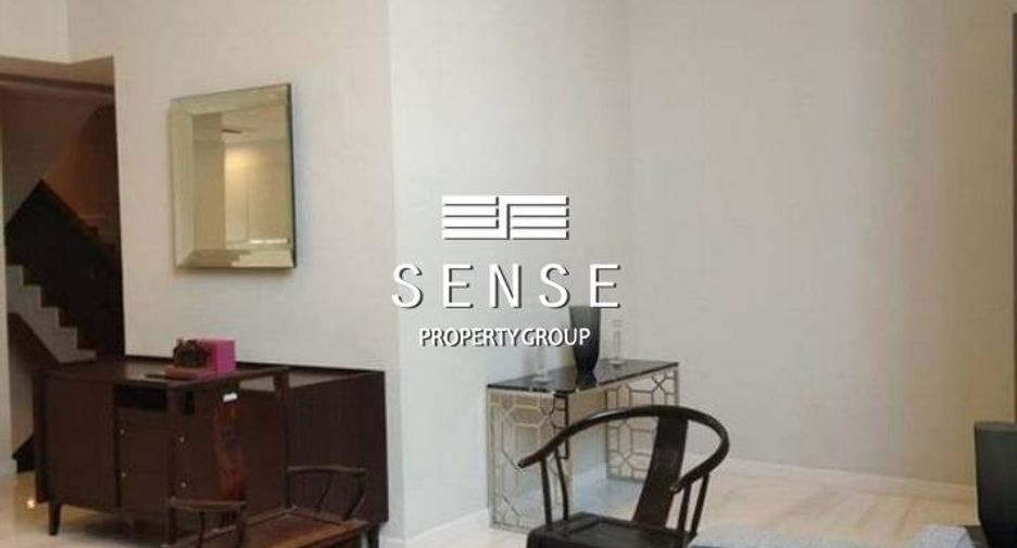 For rent 4 bedrooms condo in Watthana, Bangkok