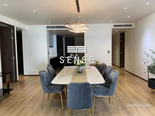 Condo en alquiler de 3 habitaciones en Khlong Toei, Bangkok