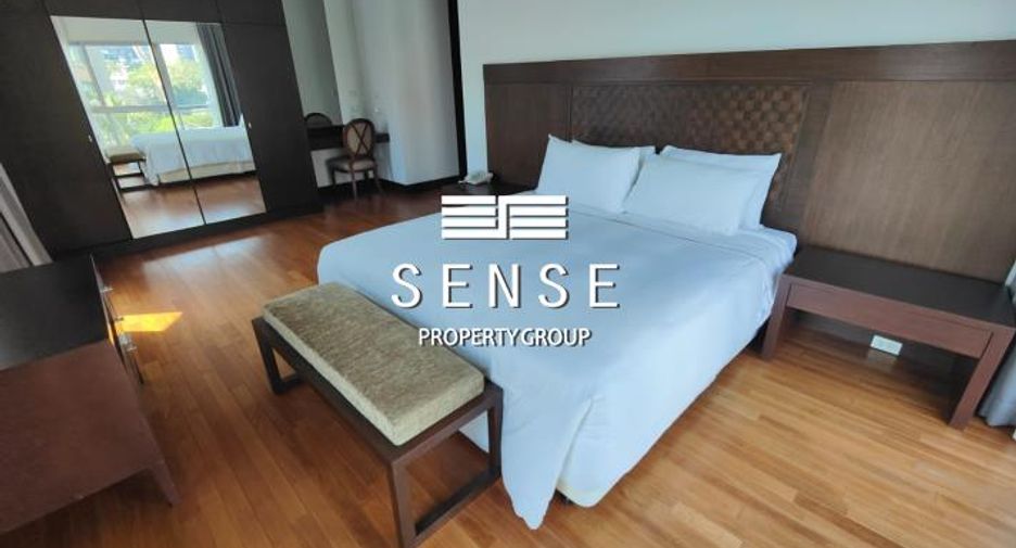 For rent 4 bedrooms condo in Pathum Wan, Bangkok