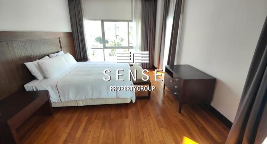 For rent 4 bedrooms condo in Pathum Wan, Bangkok