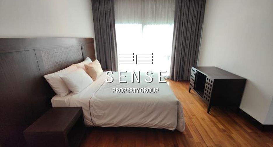 For rent 4 bedrooms condo in Pathum Wan, Bangkok