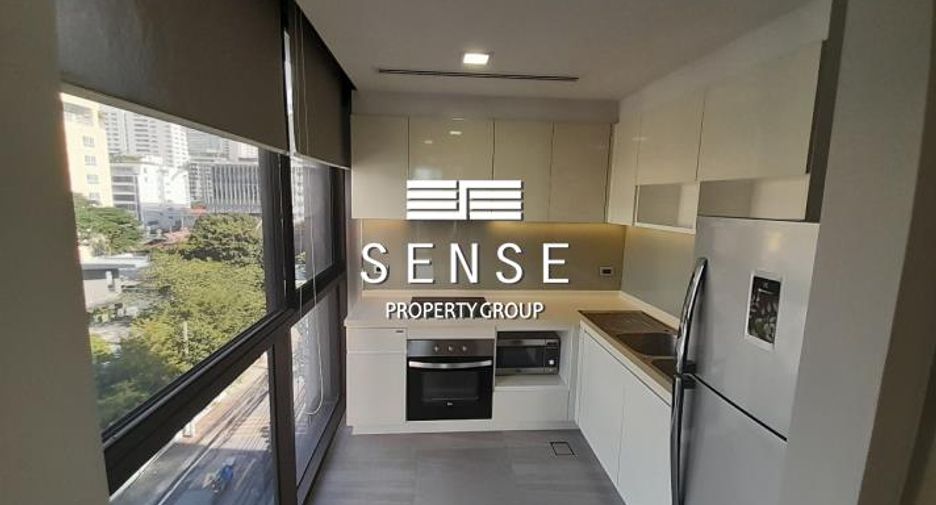 For rent 2 bedrooms condo in Khlong Toei, Bangkok