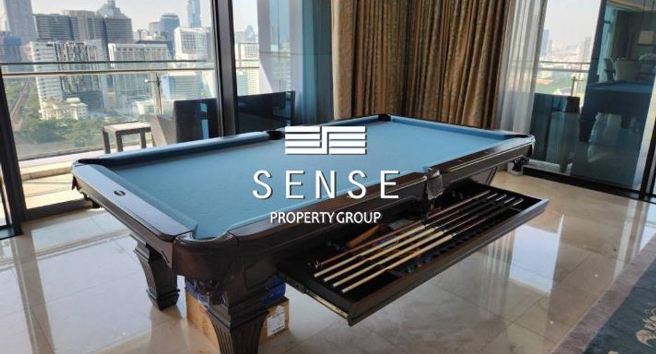 For rent 4 bedrooms condo in Pathum Wan, Bangkok