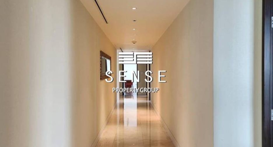 For rent 4 bedrooms condo in Pathum Wan, Bangkok