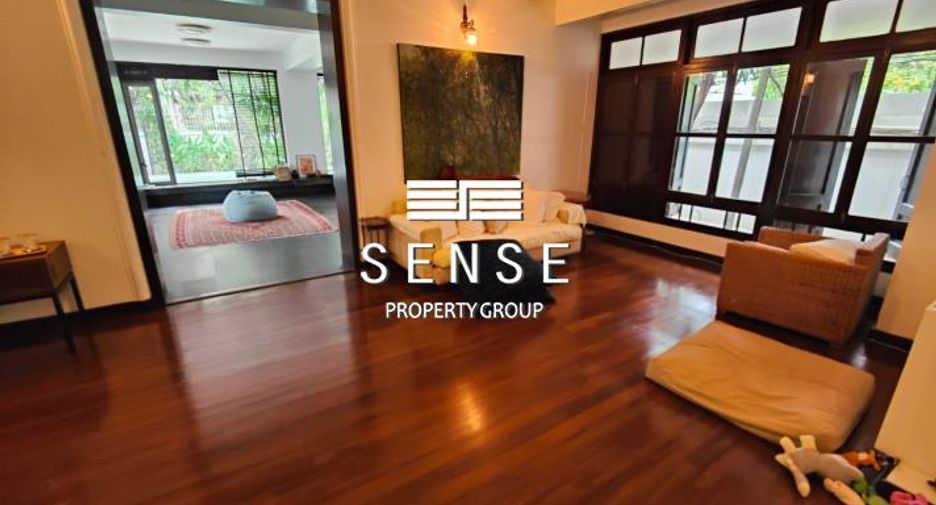For rent 3 bedrooms house in Pathum Wan, Bangkok