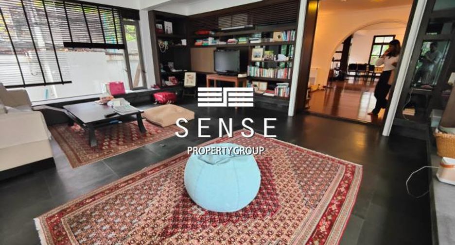 For rent 3 bedrooms house in Pathum Wan, Bangkok