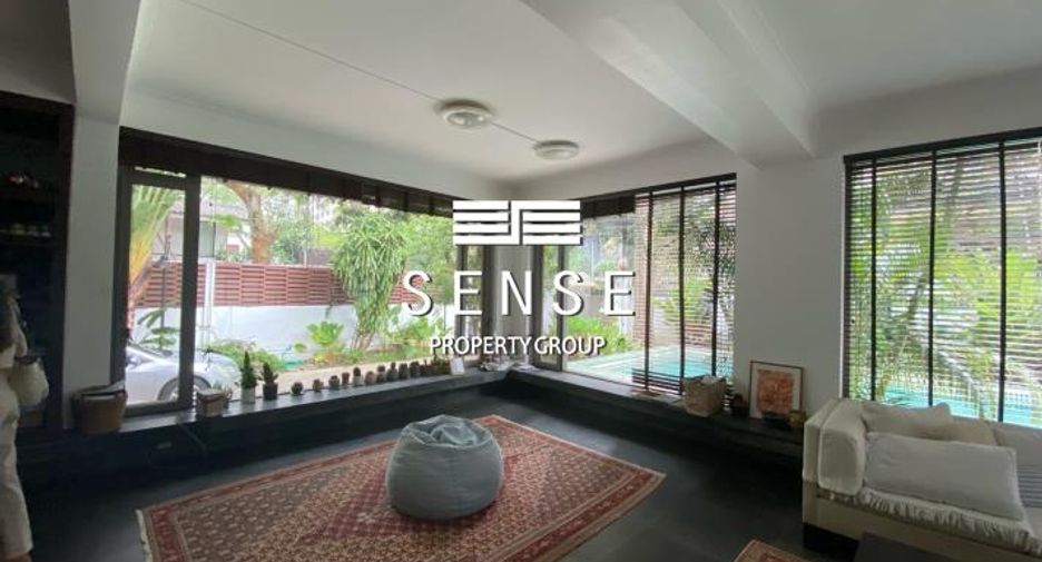 For rent 3 bedrooms house in Pathum Wan, Bangkok