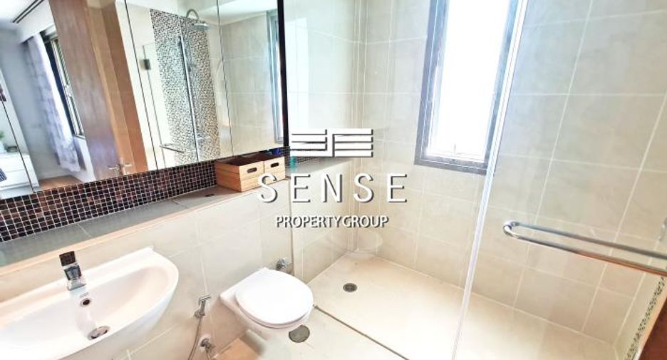 For sale 2 bedrooms condo in Khlong Toei, Bangkok