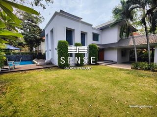 For rent 4 bedrooms house in Phaya Thai, Bangkok