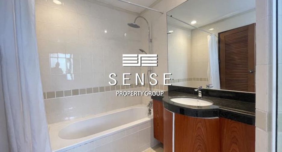 For rent 3 bedrooms condo in Watthana, Bangkok