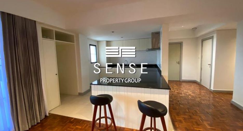 For rent 3 bedrooms condo in Watthana, Bangkok