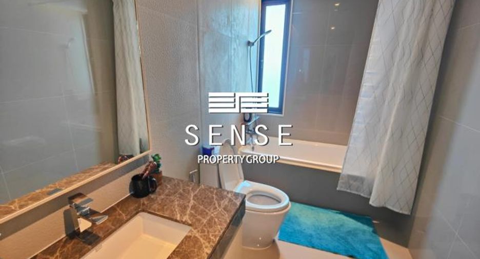 For rent 4 bedrooms condo in Watthana, Bangkok