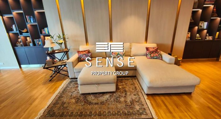 For rent 4 bedrooms condo in Watthana, Bangkok