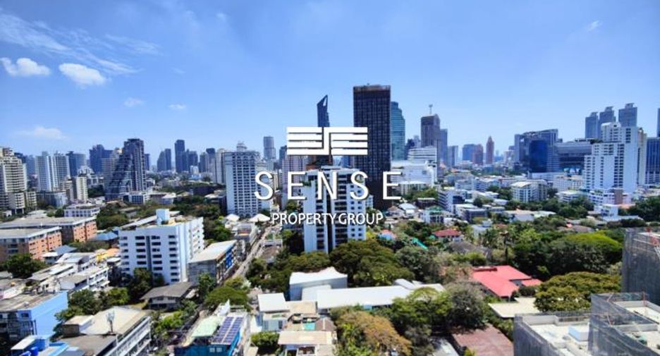 For rent 4 bedrooms condo in Watthana, Bangkok