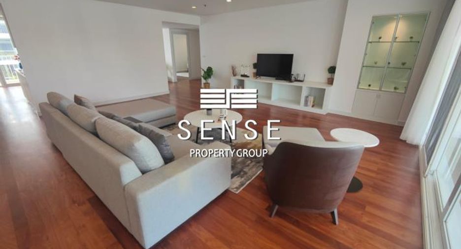 For rent 4 bedrooms condo in Watthana, Bangkok