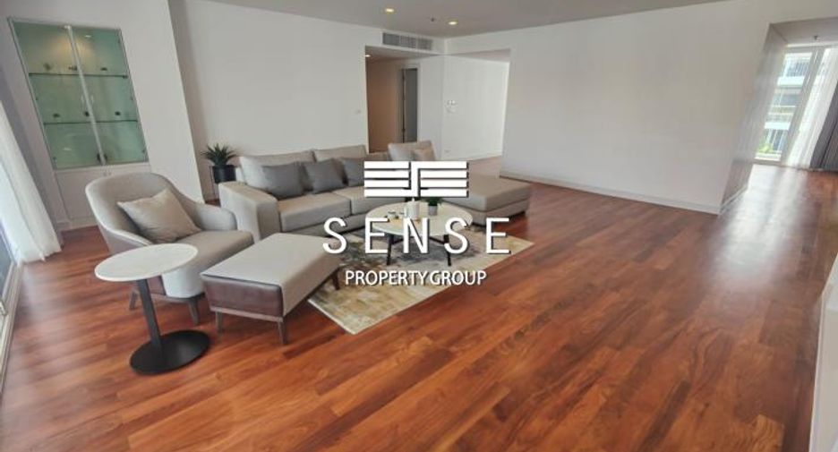 For rent 4 bedrooms condo in Watthana, Bangkok