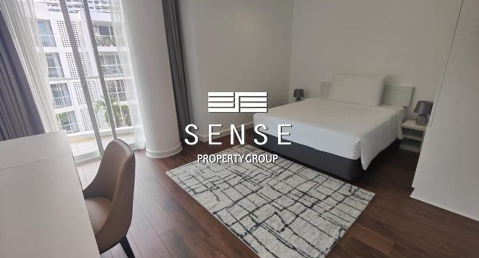 For rent 4 bedrooms condo in Watthana, Bangkok