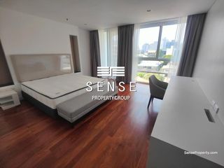 For rent 4 bedrooms condo in Watthana, Bangkok