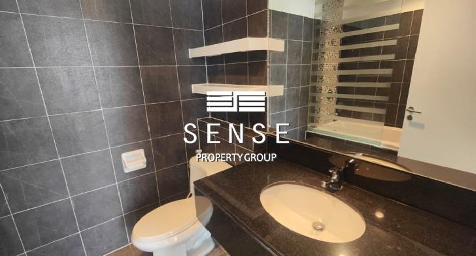 For rent 4 bedrooms condo in Watthana, Bangkok