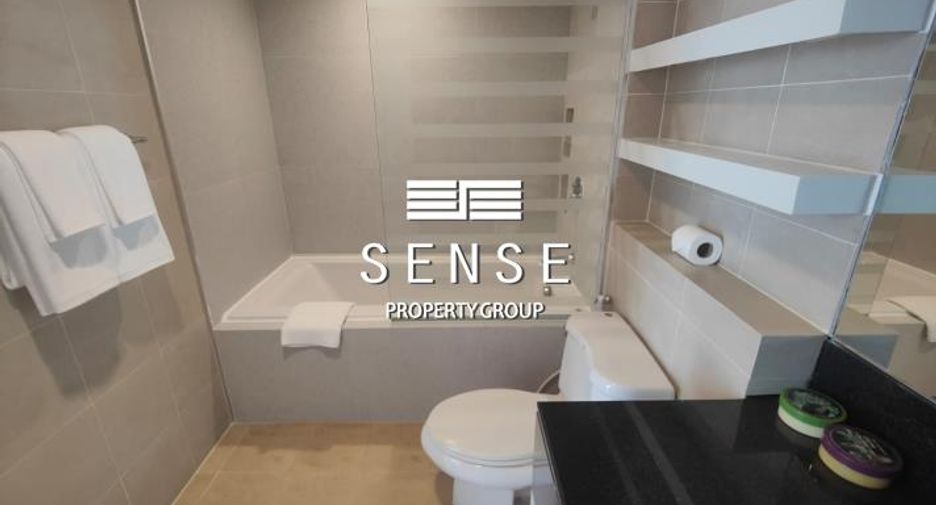 For rent 4 bedrooms condo in Watthana, Bangkok