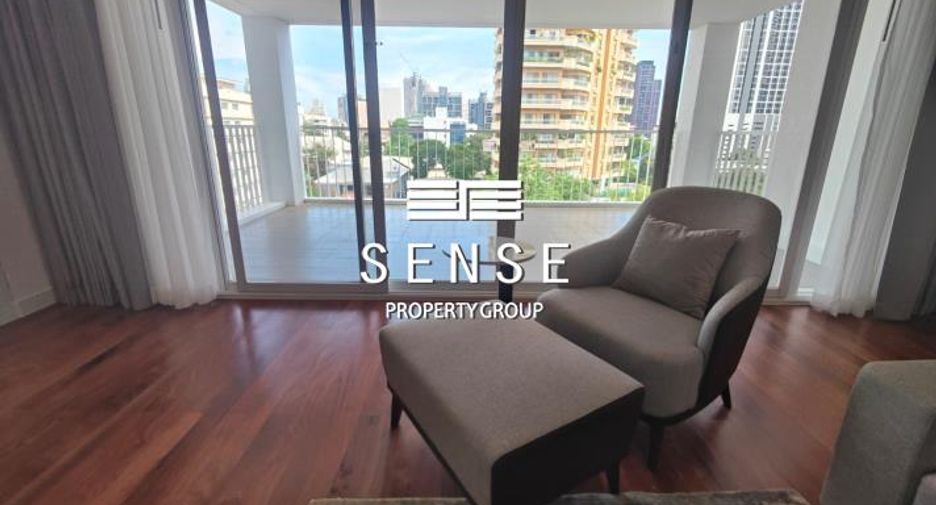 For rent 4 bedrooms condo in Watthana, Bangkok