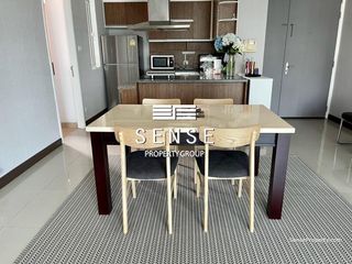 For rent 4 bedrooms condo in Khlong Toei, Bangkok