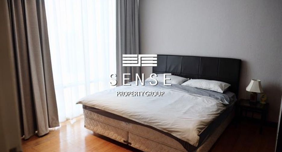 For rent 4 bedrooms condo in Khlong Toei, Bangkok