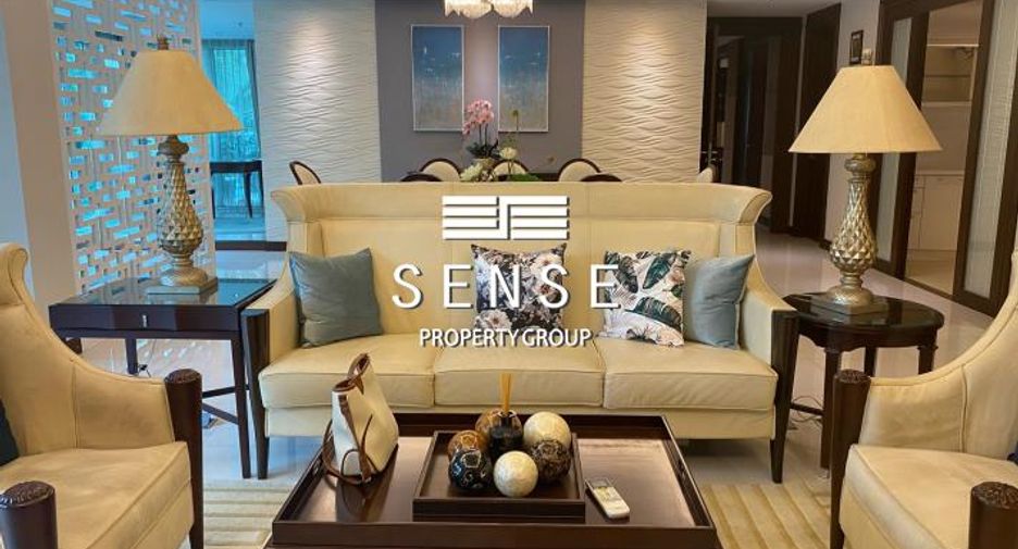 For rent 4 bedrooms condo in Khlong Toei, Bangkok
