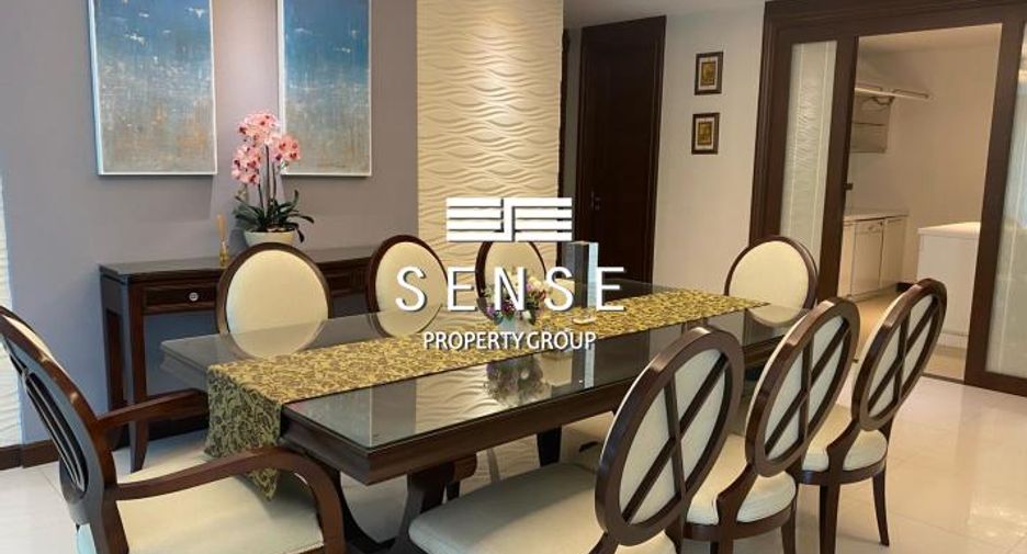 For rent 4 bedrooms condo in Khlong Toei, Bangkok