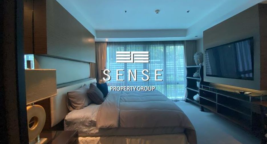 For rent 4 bedrooms condo in Khlong Toei, Bangkok