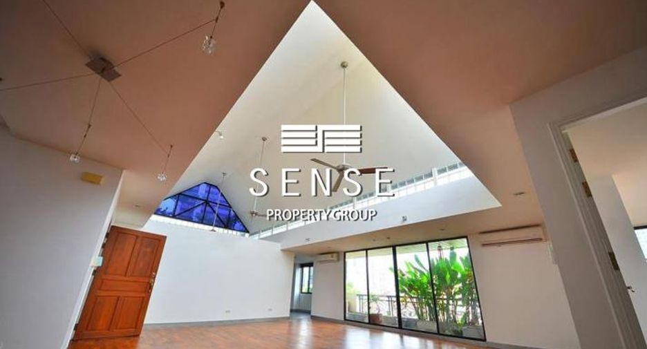 For rent 3 bedrooms condo in Watthana, Bangkok