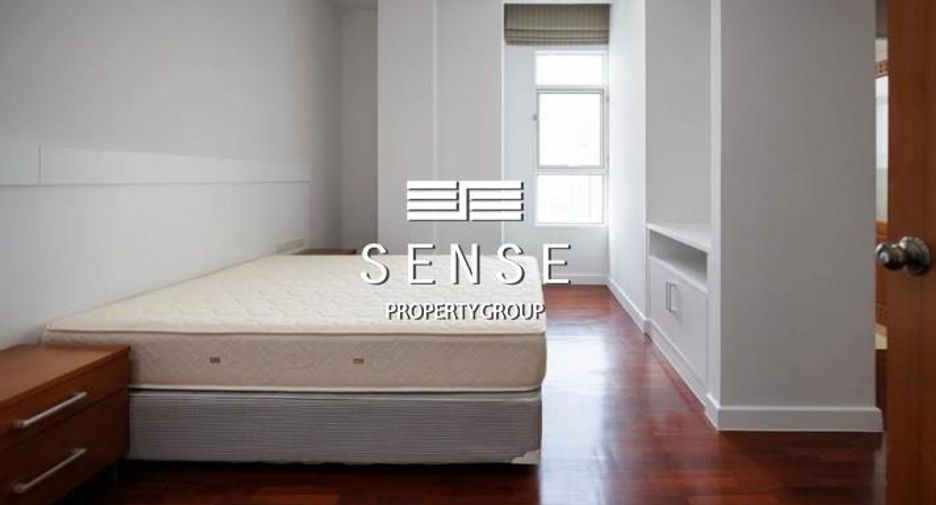 For rent 4 bedrooms condo in Khlong Toei, Bangkok