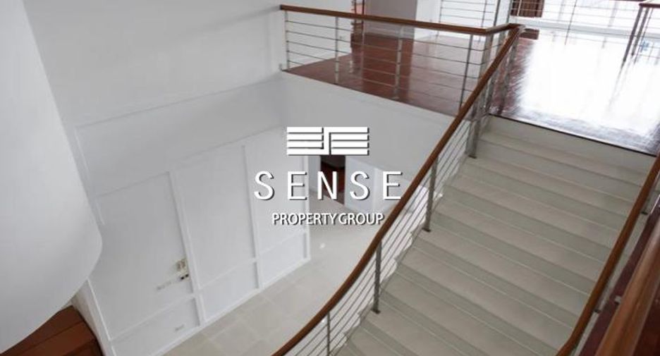 For rent 4 bedrooms condo in Khlong Toei, Bangkok