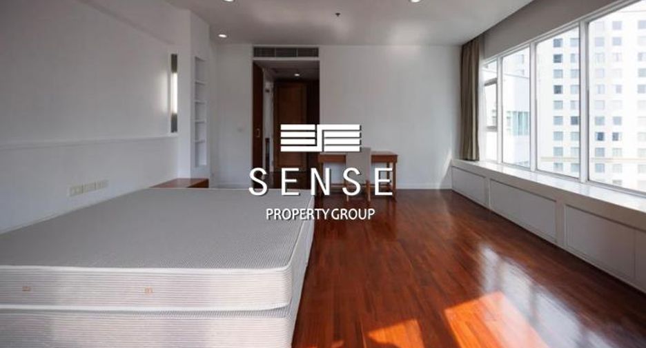 For rent 4 bedrooms condo in Khlong Toei, Bangkok