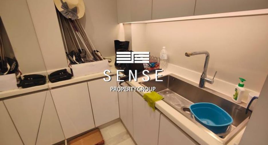 For sale 2 bedrooms condo in Watthana, Bangkok