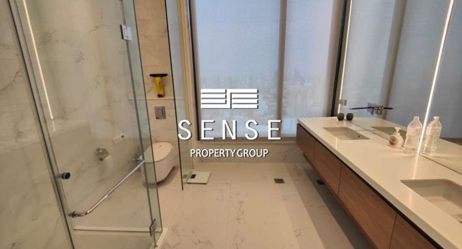 For sale 2 bedrooms condo in Watthana, Bangkok
