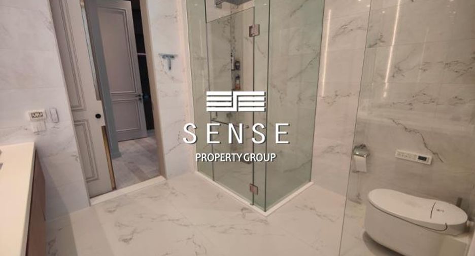 For sale 2 bedrooms condo in Watthana, Bangkok