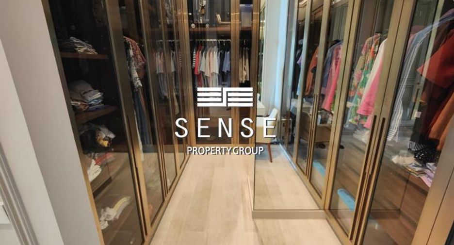 For sale 2 bedrooms condo in Watthana, Bangkok