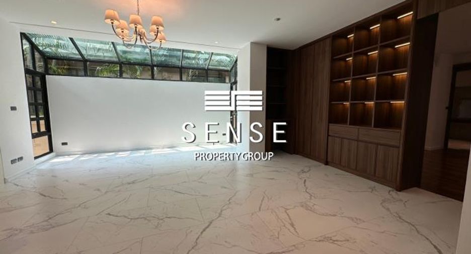For sale and for rent 4 bedrooms house in Pathum Wan, Bangkok