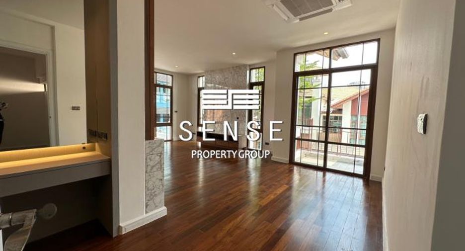 For sale and for rent 4 bedrooms house in Pathum Wan, Bangkok