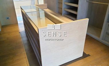 For rent 4 bedrooms condo in Watthana, Bangkok