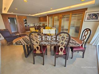 For sale 4 bedrooms condo in Watthana, Bangkok
