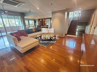 For sale 4 bedrooms condo in Watthana, Bangkok