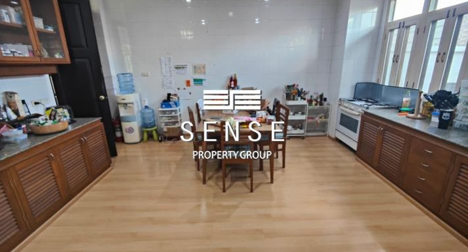 For rent studio house in Watthana, Bangkok