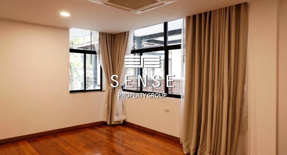 Wohnung zur Miete mit 4 Zimmer in Khlong Toei, Bangkok